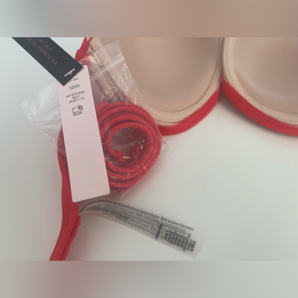 VS bandeau swim top - Picture 3 of 3